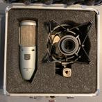 AKG P200 grootmembraan + popfilter, Muziek en Instrumenten, Ophalen of Verzenden, Gebruikt, Zangmicrofoon