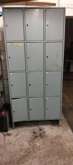 Kast met 12 vakken in 2 meter hoog, Huis en Inrichting, Kasten | Lockerkasten, Ophalen, Gebruikt