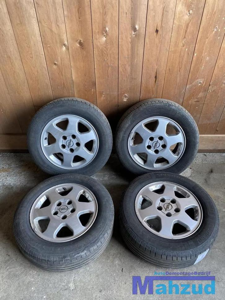 OPEL ASTRA ZAFIRA Velgen met banden 15 inch 5x110, Auto-onderdelen, Overige Auto-onderdelen, Opel, Gebruikt