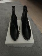 Bottine cuir de veau taille 36 1/2, Neuf, Enlèvement ou Envoi, Brunate, Boots et Botinnes
