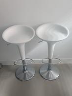 Diverse BOMBO barkrukken by MAGIS(antraciet,wit&taupebruin), Huis en Inrichting, Barkrukken, Ophalen, 5 krukken of meer, 60 tot 90 cm