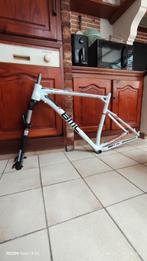 Te koop  fietskader, Enlèvement ou Envoi, Comme neuf