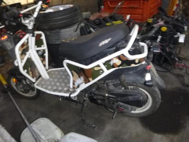 reservoir essence imf ptio L/P12006, Vélos & Vélomoteurs, Pièces de cyclomoteur | Scooters, Utilisé, Enlèvement ou Envoi