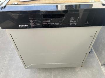 Miele Vaatwasmachine G1222i met F14 storingscode beschikbaar voor biedingen