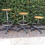 atelierstoelen, Ophalen