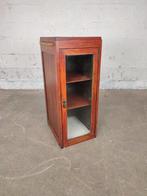 Smalle vitrinekast, Ophalen, ., Zo goed als nieuw, .