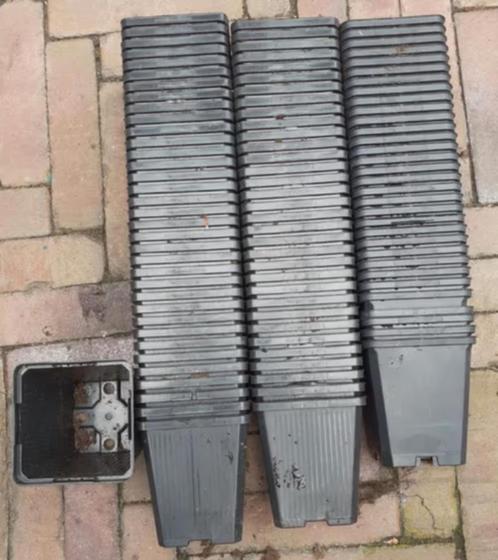 Kweekpotjes P9 - Vaste prijs: 50 stuks voor €2 (= 4 ct/stuk), Tuin en Terras, Kweekspullen, Gebruikt, Overige typen, Ophalen