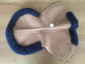 Wol voor onder het zadel beschikbaar voor biedingen