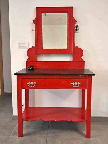 COIFFEUSE ROUGE MIROIR, Enlèvement, Utilisé