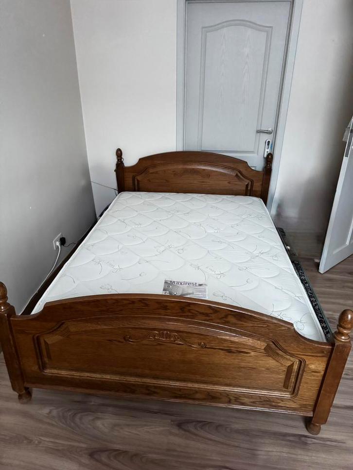 Lit en chêne massif 140200 + matelas été/hiver – solide, Maison & Meubles, Chambre à coucher | Lits, Comme neuf, 200 cm, Enlèvement