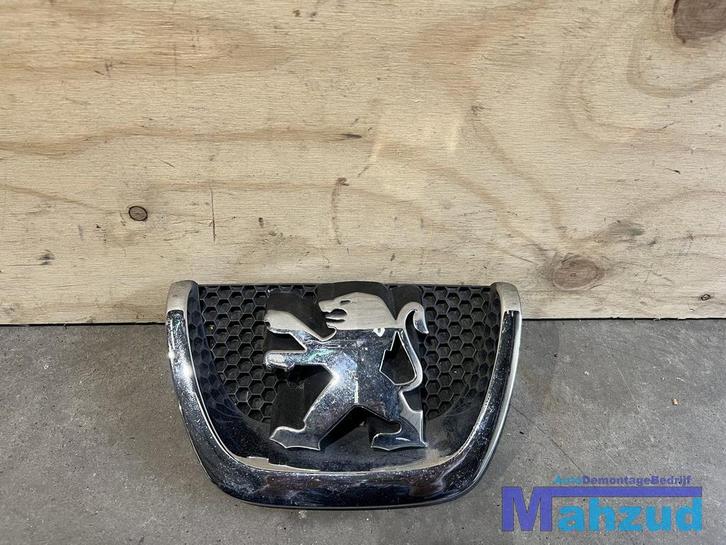 PEUGEOT 207 LOGO Voor 2006-2015, Auto-onderdelen, Carrosserie, Peugeot, Gebruikt, Ophalen of Verzenden