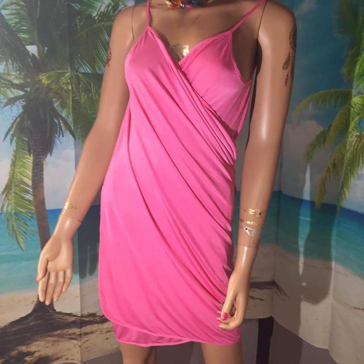 3 nieuwe sarongs de prijs is voor de drie vierkanten, Kleding | Dames, Badmode en Zwemkleding, Nieuw, Overige typen, Overige kleuren