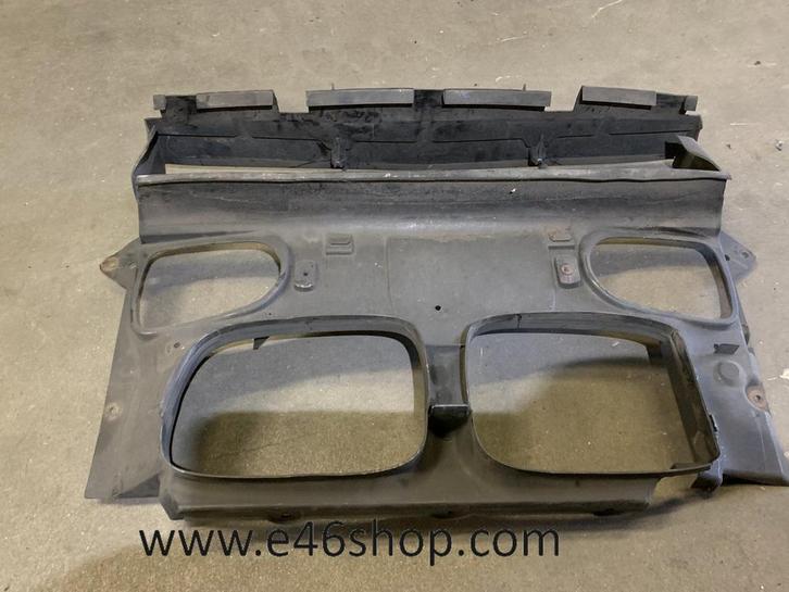 LUCHTGELEIDER RADIATEUR BMW '5 E39 520D, Auto-onderdelen, Carrosserie, Bumper, BMW, Gebruikt, Ophalen of Verzenden