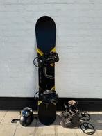 Burton snowboard + Cartel bindingen + Salomon boots maat 45, Sport en Fitness, Snowboarden, Ophalen, Zo goed als nieuw, Board