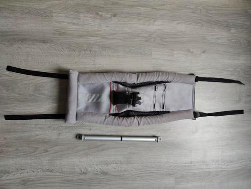 Thule infant sling
kinderhangmat + baby supporter, Fietsen en Brommers, Fietsaccessoires | Aanhangwagens en Karren, Ophalen