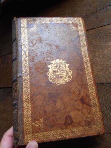 oud boek aka geheime bergplaats beschikbaar voor biedingen