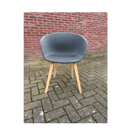 Hay about a chair design stoel, Huis en Inrichting, Stoelen, Zo goed als nieuw, Kunststof, Ophalen