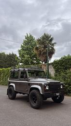 Land Rover Defender 90 TD4 // 1 eigenaar // veel revisie, Auto's, 90 kW, Stof, Zwart, 4x4