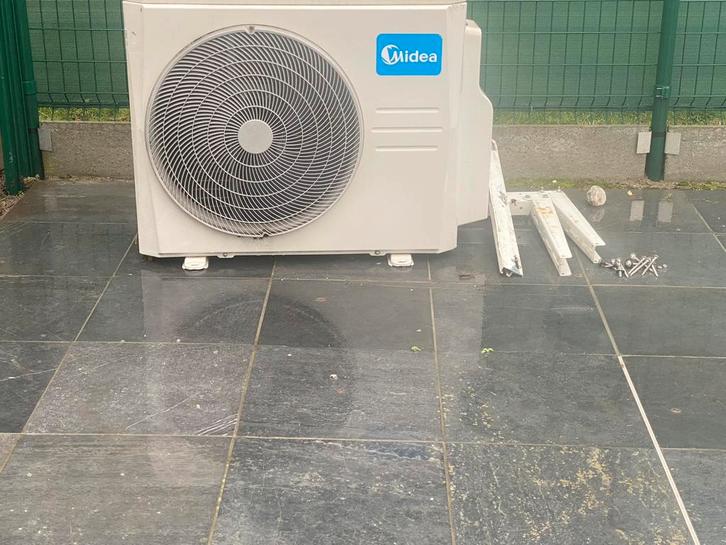 Midea buiten en binnenunits  warm /koud vloer , wandmodellen, Elektronische apparatuur, Airco's, Afstandsbediening, Ophalen