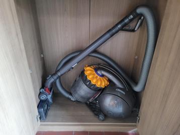Dyson ball DC33C plus beschikbaar voor biedingen