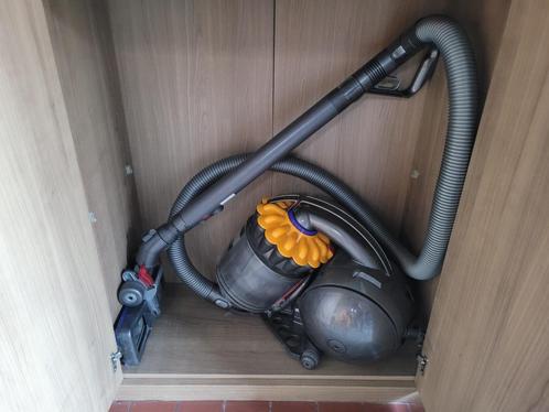 Dyson ball DC33C plus, Elektronische apparatuur, Stofzuigers, Gebruikt, Stofzuiger, 1200 tot 1600 watt, Reservoir, Ophalen of Verzenden