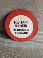 Bord Militair Domein - 1974, Ophalen