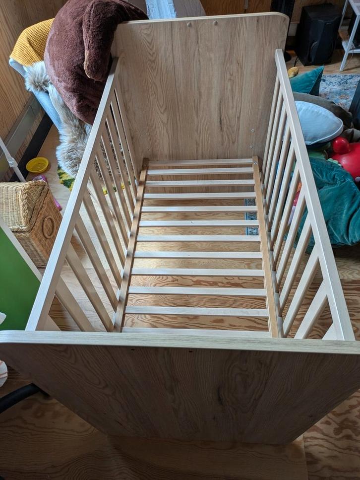 Meegroeibed, Kinderen en Baby's, Babywiegjes en Ledikanten, Zo goed als nieuw, Ophalen