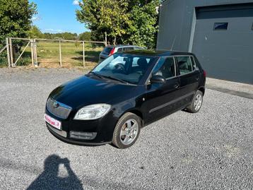 Skoda Fabia 1.2 essence AIRCO 129000km 2009 New Embrayage beschikbaar voor biedingen