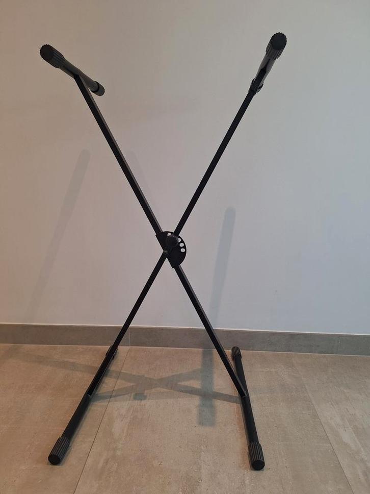 Support pour clavier Hamilton Stand Stage Pro, Musique & Instruments, Pieds, Neuf, Enlèvement