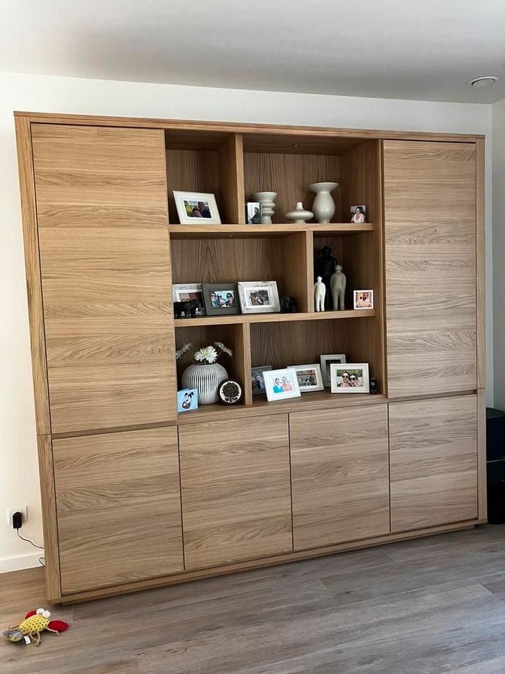 eiken vitrinekast “Zen” - nieuw, Maison & Meubles, Armoires | Vitrines, Comme neuf, Enlèvement