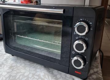 Elektrische oven beschikbaar voor biedingen