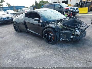 Véhicule endommagé recherché : Audi R8 (2006-2015), Autos, Particulier, Achat, Coupé
