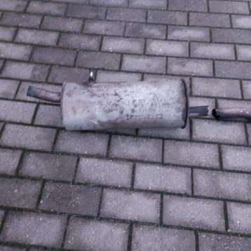 UITLAAT  beschikbaar voor biedingen