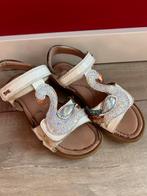 Witte sandalen zwaan Stones&Bones - maat 31, Enlèvement, Utilisé, Autres types, Fille