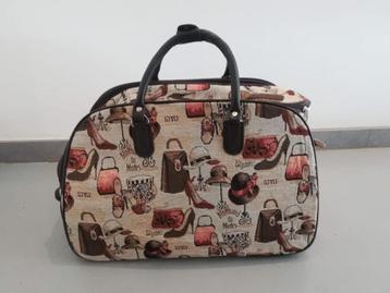 Nieuw!  Vintage handbagage, trolley met wielen, reistas beschikbaar voor biedingen