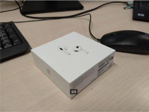 Apple AirPods - neuf et scellée, Telecommunicatie, Mobiele telefoons | Oordopjes, Nieuw, In oorschelp (earbud), Bluetooth, Ophalen