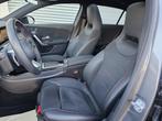 Mercedes-Benz A-Klasse 180 Hatchback AMG Line | Panoramisch, Auto's, Stof, Gebruikt, 4 cilinders, 136 pk