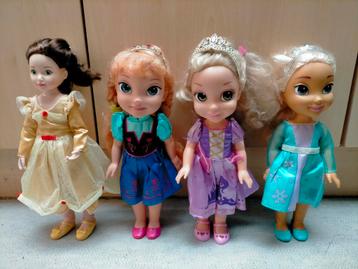 3 Disney poppen en 1 zapf creation pop  beschikbaar voor biedingen