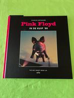 Boek “Pink Floyd in de kuip”, Comme neuf, Enlèvement ou Envoi