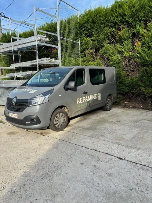 Renault Trafic utilitaire double cabine, Autos, Camionnettes & Utilitaires, Particulier, Caméra de recul, Air conditionné, Bluetooth