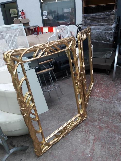Glazen Spiegel met Luxe Ornament Kader – Goud, Huis en Inrichting, Woonaccessoires | Spiegels, Zo goed als nieuw, 50 tot 75 cm