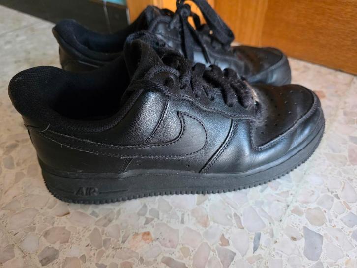 Nike air force 1, Vêtements | Femmes, Chaussures, Porté, Sneakers et Baskets, Noir, Enlèvement ou Envoi