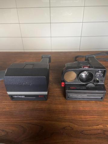 2 polaroid camera’s  beschikbaar voor biedingen