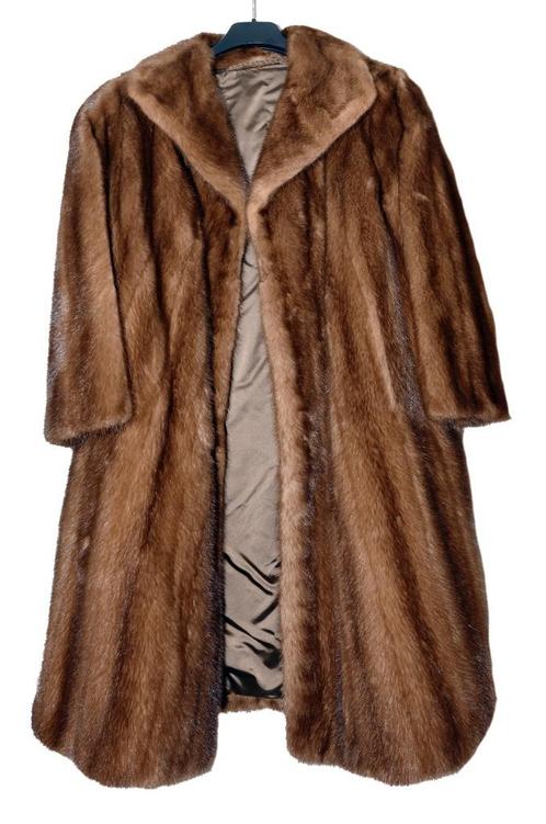 Nertsvellen dames bontjas, Kleding | Dames, Jassen | Winter, Zo goed als nieuw, Maat 46/48 (XL) of groter, Bruin, Ophalen of Verzenden