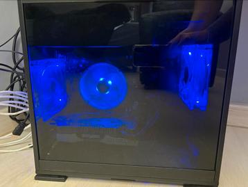 Gaming desktop beschikbaar voor biedingen