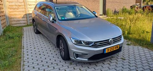 VW Passat GTE, Auto's, Volkswagen, Particulier, Passat, ABS, Achteruitrijcamera, Adaptive Cruise Control, Airbags, Airconditioning