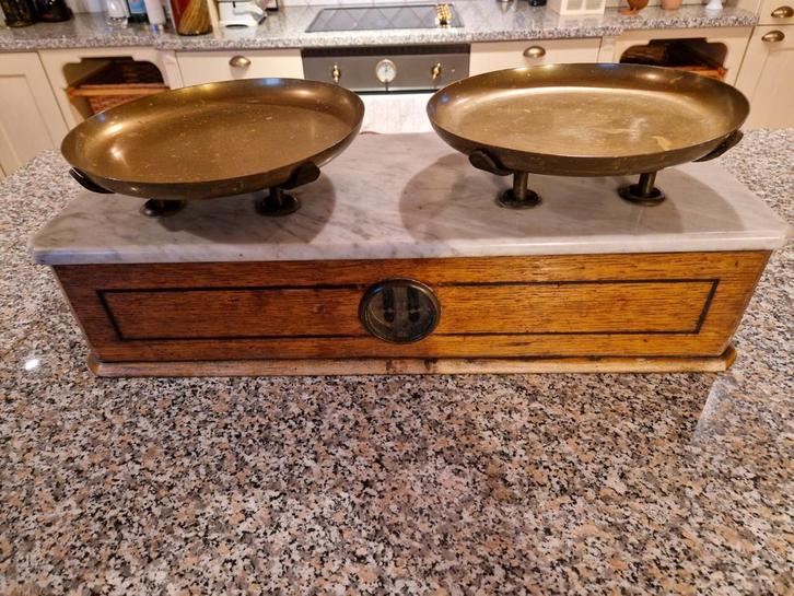 zeer mooie Parijse luxe weegschaal, Antiek en Kunst, Antiek | Keukengerei, Ophalen of Verzenden