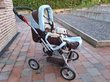 Poppenwagen beschikbaar voor biedingen