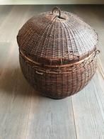 Authentieke bruine rieten mand, Ophalen, Gebruikt, Mand, Riet