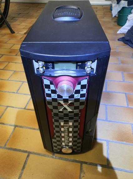 Tower PC termaltake acier ATX, Informatique & Logiciels, Boîtiers d'ordinateurs, Utilisé, Enlèvement